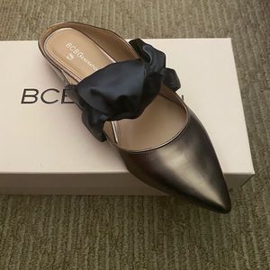 Gunmetal with satin bow mules